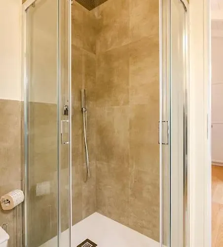 Gini Elegant Bologna